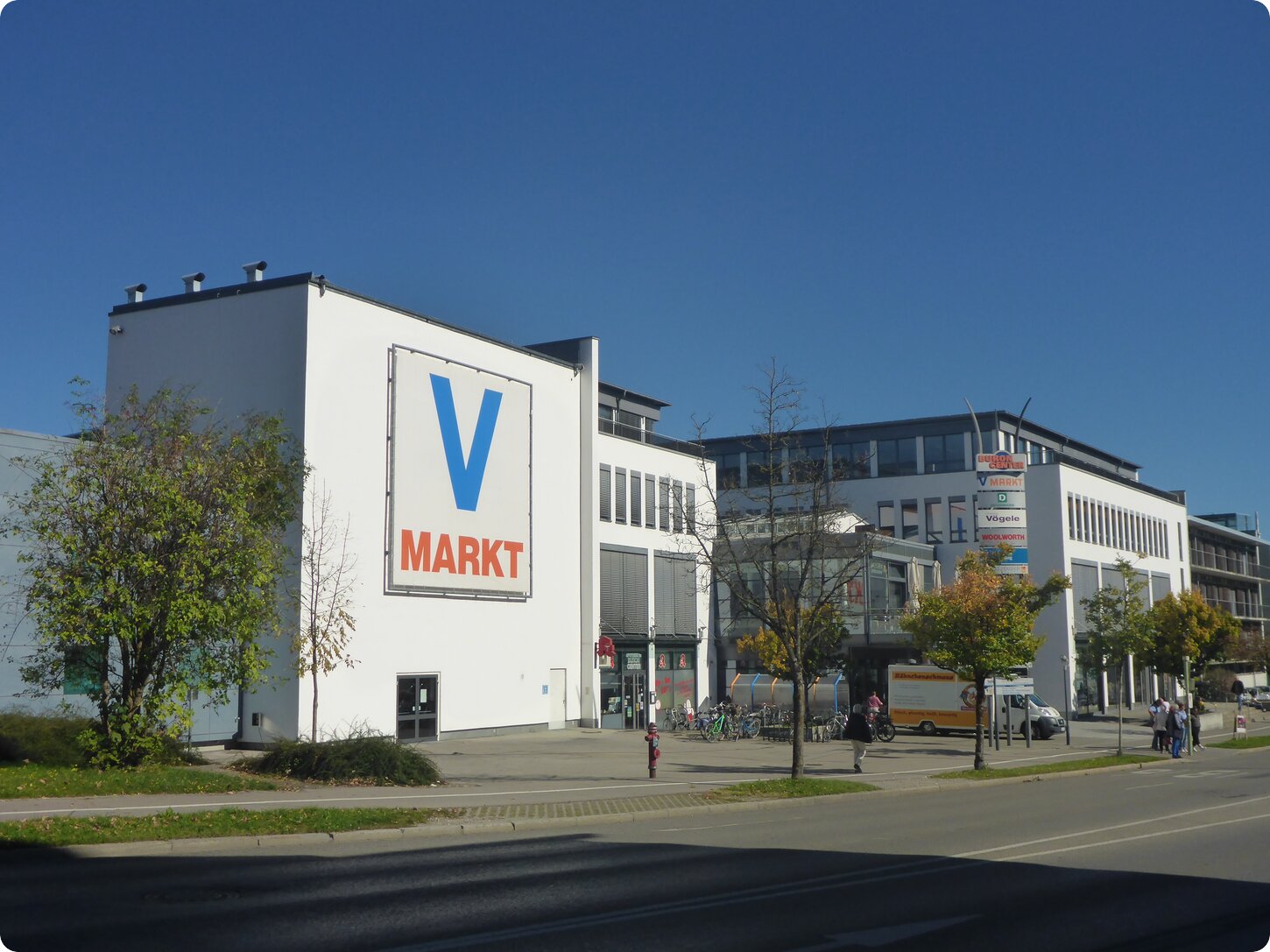 Große Vielfalt kleine Preise VMarkt