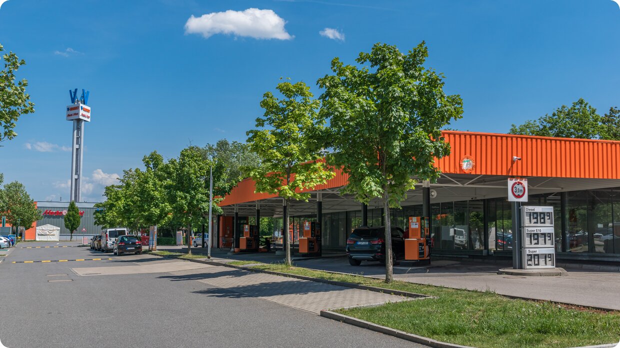 tankstelle v markt münchen euro industriepark